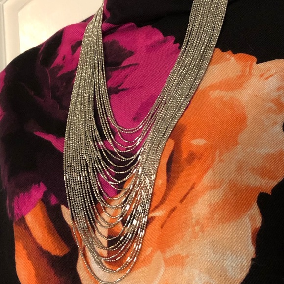 NWT Multi-Row Italian Waterfall Necklace in Silvertone. - Picture 3 of 16
